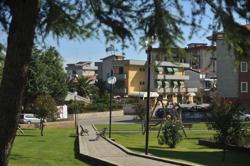 Hotel Santoianni San Martino in Pensilis Zimmer foto